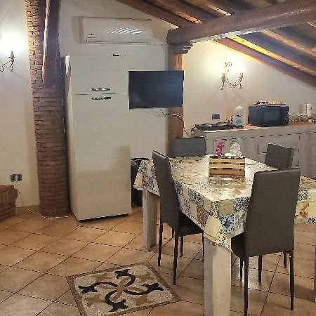 Casa Vacanza Lmt Aci Catena المظهر الخارجي الصورة