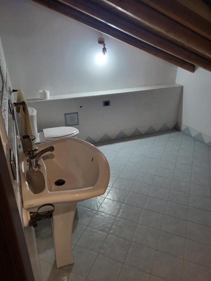 Casa Vacanza Lmt Aci Catena المظهر الخارجي الصورة