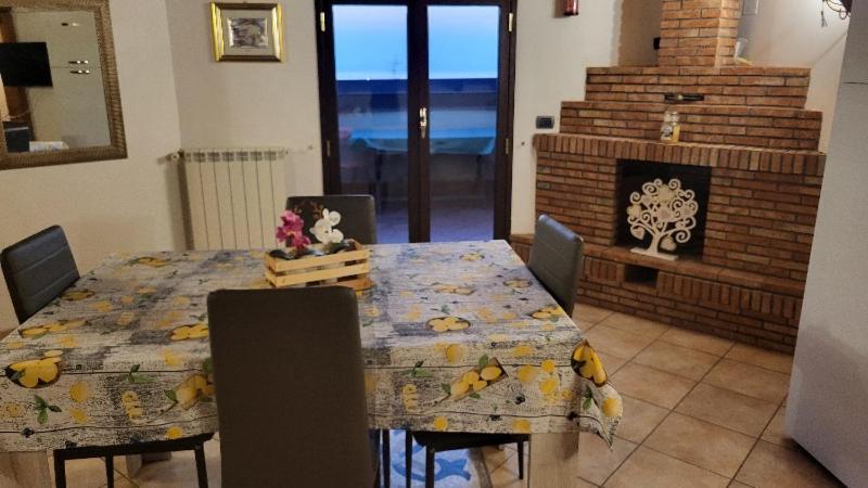 Casa Vacanza Lmt Aci Catena المظهر الخارجي الصورة